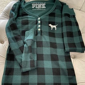 NWOT VICTORIA’S SECRET PINK PJ TOP LONG